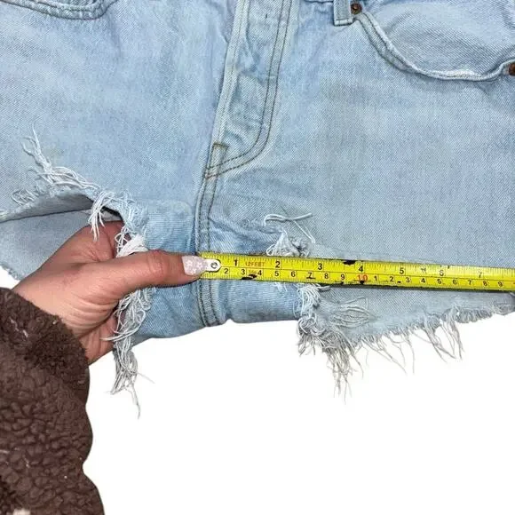 Levi’s Distressed Cut Off Cotton Denim Shorts Women's 28 Western Cowgirl Summer - Picture 13 of 14